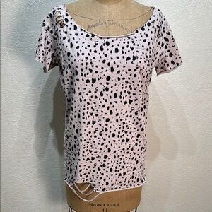 A Rare Bird Women S/M Ripped Tee Cream Black Dot Distressed Round Neck Top NWT‎